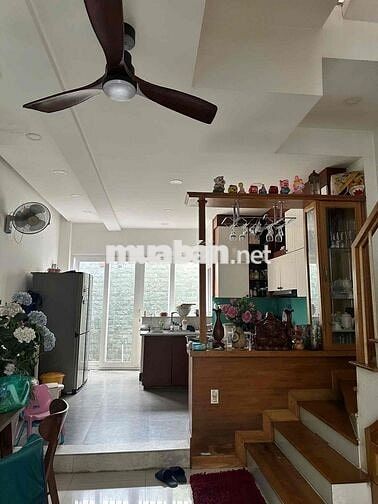 CHO THUÊ NHÀ FULL NỘI THẤT,4PN,P.LINH CHIỂU,GẦN CĐ CÔNG NGHỆ THỦ ĐỨC