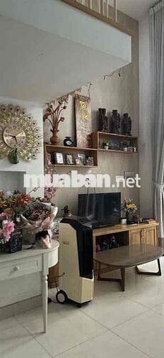 CHO THUÊ NHÀ FULL NỘI THẤT,4PN,P.LINH CHIỂU,GẦN CĐ CÔNG NGHỆ THỦ ĐỨC