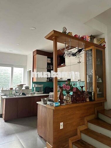 CHO THUÊ NHÀ FULL NỘI THẤT,4PN,P.LINH CHIỂU,GẦN CĐ CÔNG NGHỆ THỦ ĐỨC