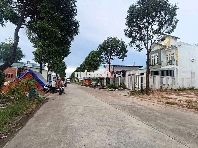 Bán đất đẹp đường thông trường học cty Mỹ Phước 3 Bến Cát Bình Dương