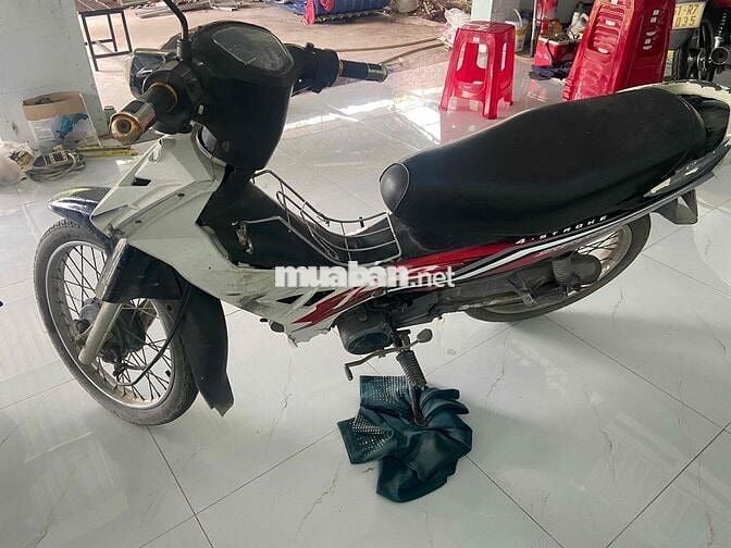 SI RIUS 50cc giá rẻ xe máy rin cho các em ko bằng