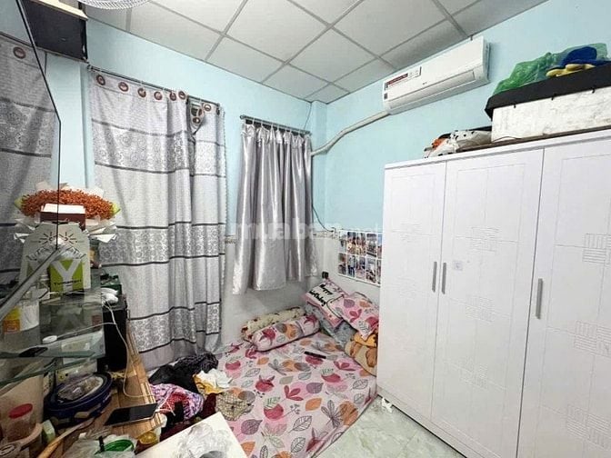 Bán nhà hẻm xe hơi đường Lạc Long Quân, Phường 3, Quận 11, nhà mới đẹp
