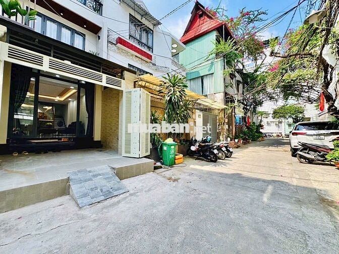 Bán Nhà HẺM XE HƠI  PHẠM VĂN ĐỒNG P13 Bình Thạnh -83m2 - 4tầng- 13.9tỷ