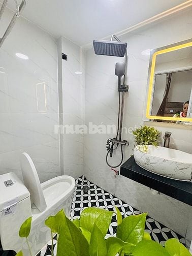 Cần bán nhà riêng Gốc Đề Minh Khai sổ 30m2, 5 tầng, MT 5m 6.2 tỷ