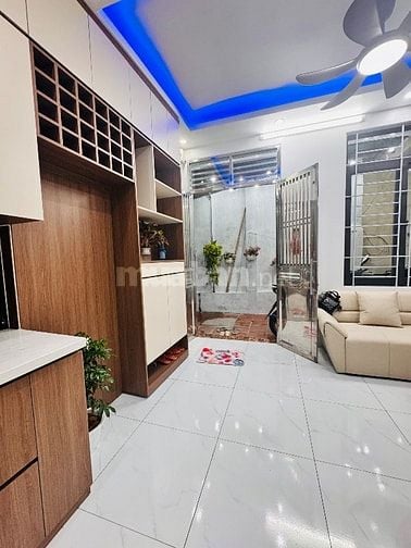 Cần bán nhà riêng Gốc Đề Minh Khai sổ 30m2, 5 tầng, MT 5m 6.2 tỷ