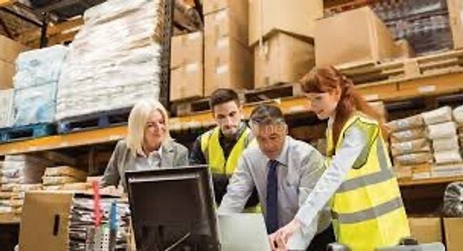 TUYỂN GẤP 3NV PHỤ KHO,GIÚP VIỆC,BÁN HÀNG(ƯU TIÊN NGƯỜI LỚN TUỔI)