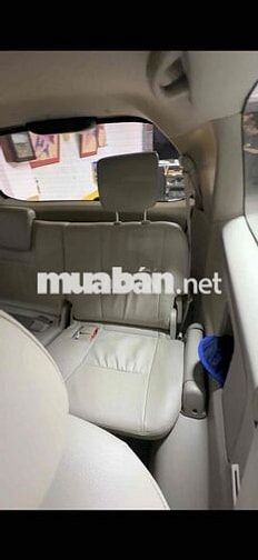 Toyota Innova 2012 2.0V - 12500 km