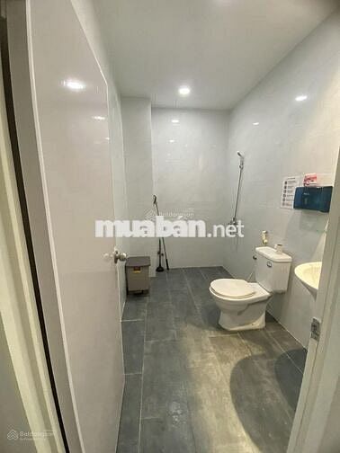 [Nhà rất ngộp] Bán gấp nhà 2 MT Trần Hưng Đạo, P11, Q5