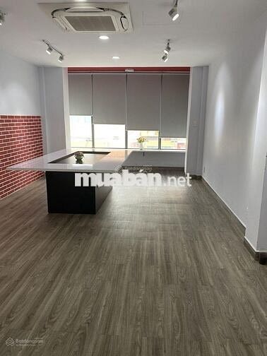 [Nhà rất ngộp] Bán gấp nhà 2 MT Trần Hưng Đạo, P11, Q5