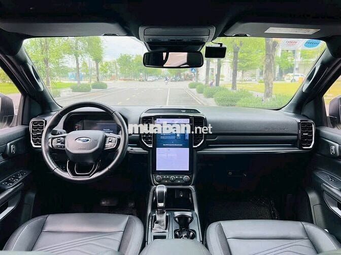 Ford Everest 2022 Titanium 2.0L Form mới nhất ĐẸP