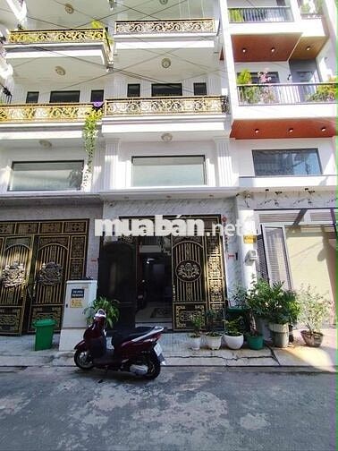 Nhà phố.....diện tích 4*14. Nhà 4 tầng 4pn...đường Nguyễn Ảnh Thủ.Q12