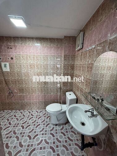 XE HƠI NGỦ NHÀ Q6 TÂN HÒA ĐÔNG 50M2