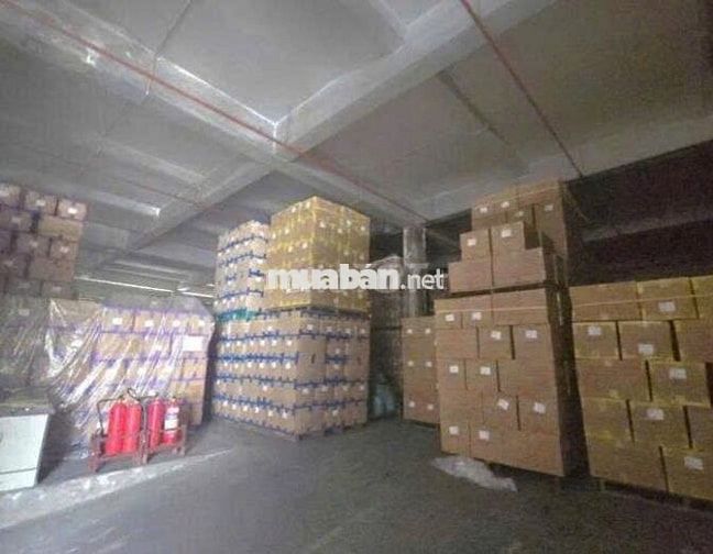Cho thuê kho xưởng Quận 4  - diện tích 450m2 Đường Nguyễn Tất Thành