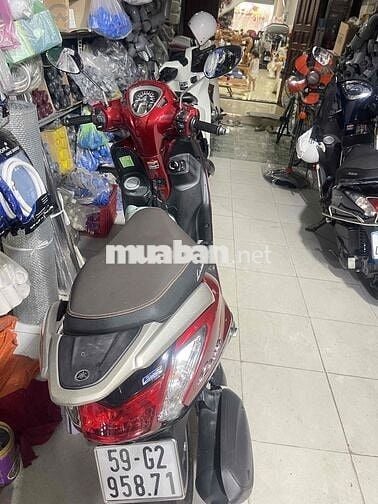xe nhà đang dùng cần bán