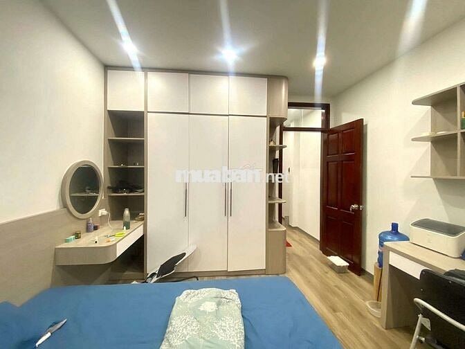 CẦU GIẤY - OTO VÀO NHÀ - 30M RA MẶT PHỐ TRẦN THÁI TÔNG - FULL NỘI THẤT
