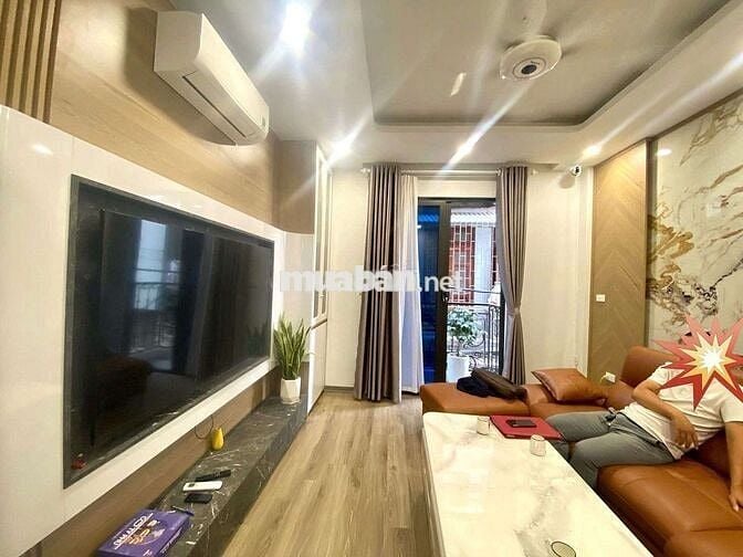 CẦU GIẤY - OTO VÀO NHÀ - 30M RA MẶT PHỐ TRẦN THÁI TÔNG - FULL NỘI THẤT