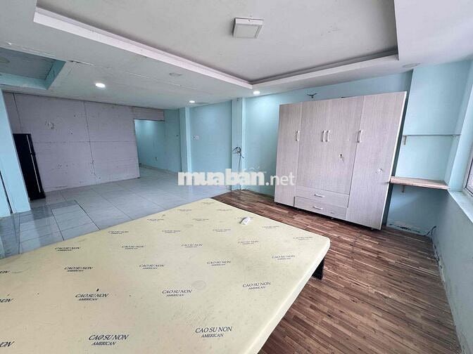 PHÒNG TÁCH BẾP RỘNG 45m2🔥Ngay đường Nguyễn Cửu Vân✅Thang máy