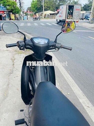 . Xe Yamaha Sirius 110cc . Máy êm xe liền lạc
