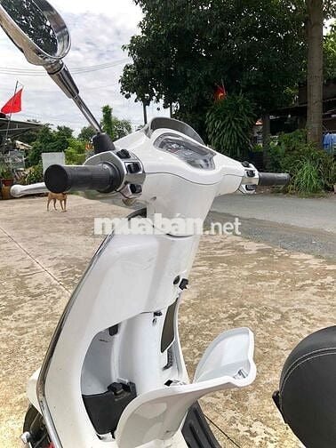 Vespa Sprint ABS 125 trắng, tay ga. Chính chủ