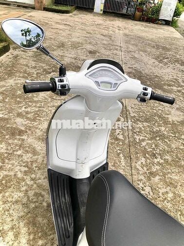 Vespa Sprint ABS 125 trắng, tay ga. Chính chủ