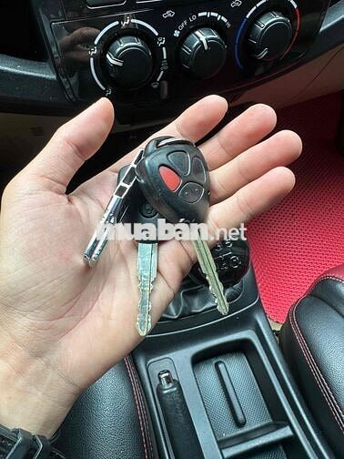 Toyota Fortuner 2014 2.5G số sàn máy dầu