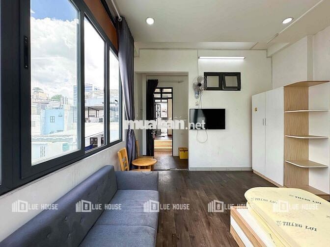 Chính chủ cho thuê, phòng ban công bếp riêng, E Town Cộng Hoà