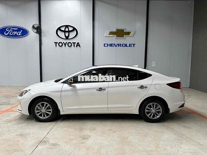Hyundai Elantra 2019 MT