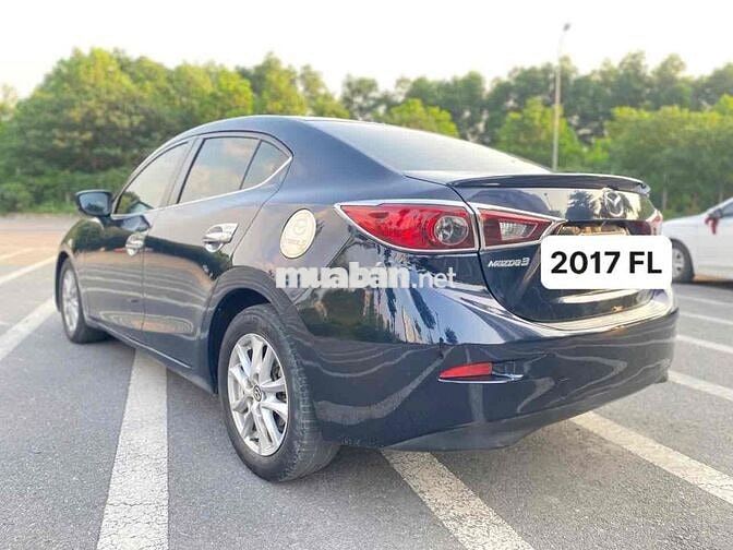 Mazda 3 2017 1.5 AT Sedan Flip phanh điện tử