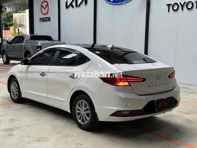 Hyundai Elantra 2019 MT