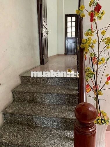 NHÀ QUẬN 8 MẶT TIỀN 165m2 cho thuê 20 triệu