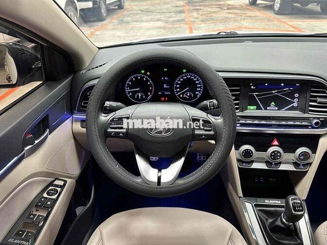 Hyundai Elantra 2019 MT