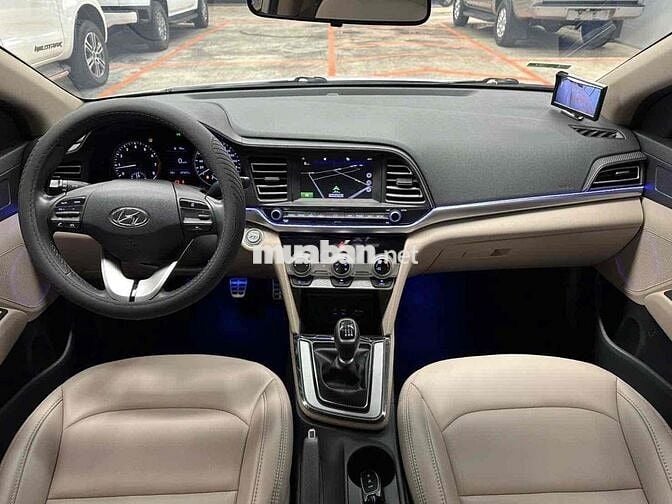 Hyundai Elantra 2019 MT