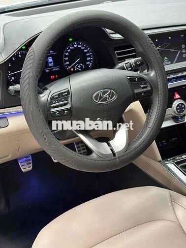 Hyundai Elantra 2019 MT