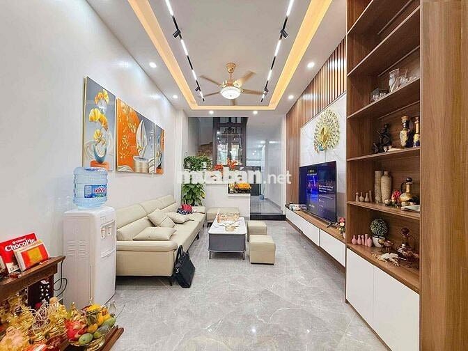 Bán Nhà Trần Duy Hưng - 48M2 - Thang Máy - Nhà Đẹp - Gần Phố