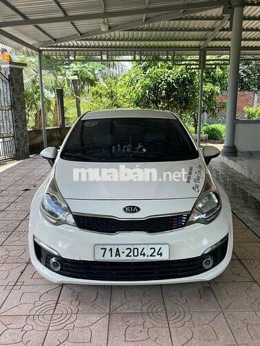 Kia Rio 2016 1.4 AT Sedan - 120000 km