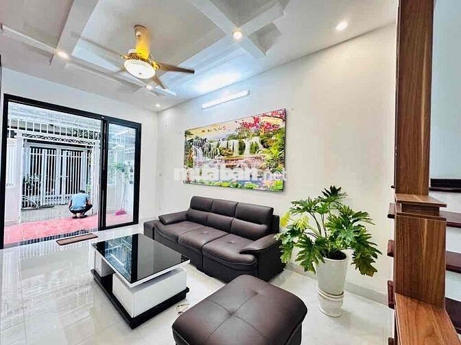 Siêu phẩm trắng tinh phố Quan Hoa-47m-4 tầng-giá chào 13.5tỷ