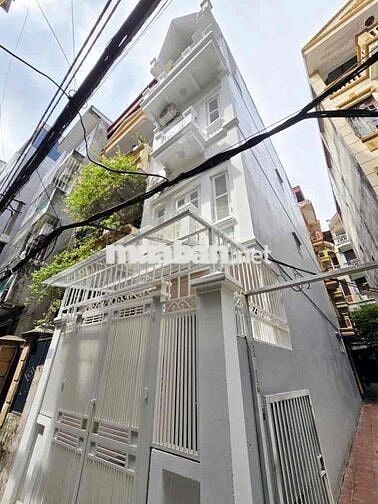 Siêu phẩm trắng tinh phố Quan Hoa-47m-4 tầng-giá chào 13.5tỷ