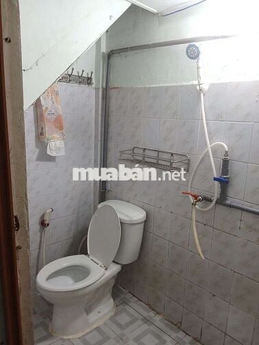 Cho thuê nhà đường Phạm Văn Đồng