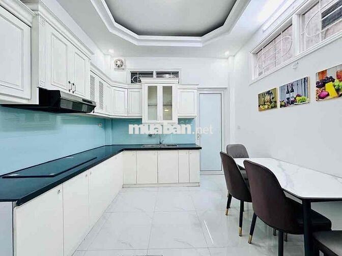 Siêu phẩm trắng tinh phố Quan Hoa-47m-4 tầng-giá chào 13.5tỷ