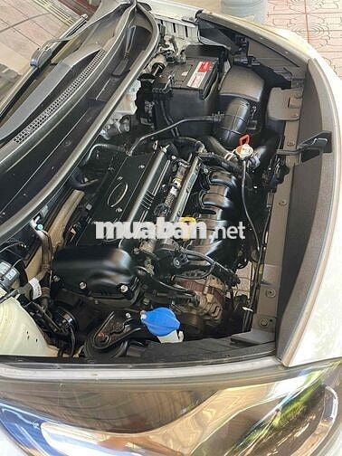 Kia Rio 2016 1.4 AT Sedan - 120000 km