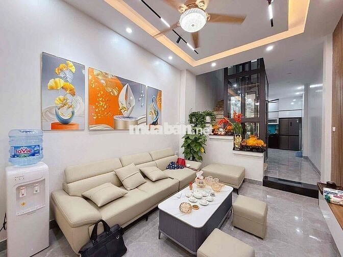 Bán Nhà Trần Duy Hưng - 48M2 - Thang Máy - Nhà Đẹp - Gần Phố