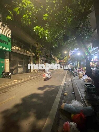 Bán nhà tập thể Nguyễn Khắc Nhu, khu phố cổ sầm uất, 53m 2ngủ