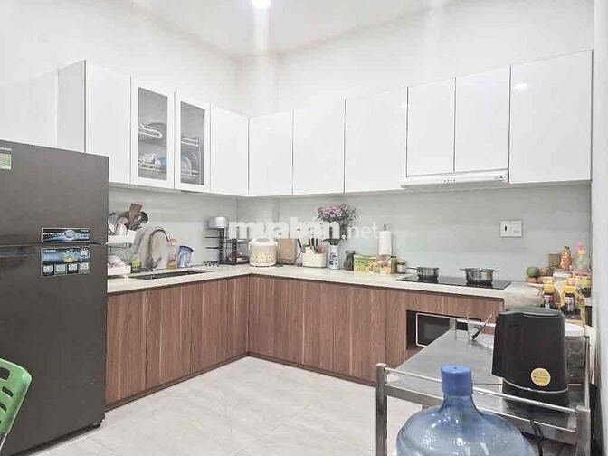 cc cần bán nhà ngay AEON MAIL TÂN PHÚ