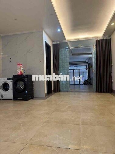 CẦN BÁN TOÀ APARMENT 9 TẦNG 19 LIỄU GIAI