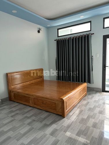 Nhà mặt tiền có full nội thất 