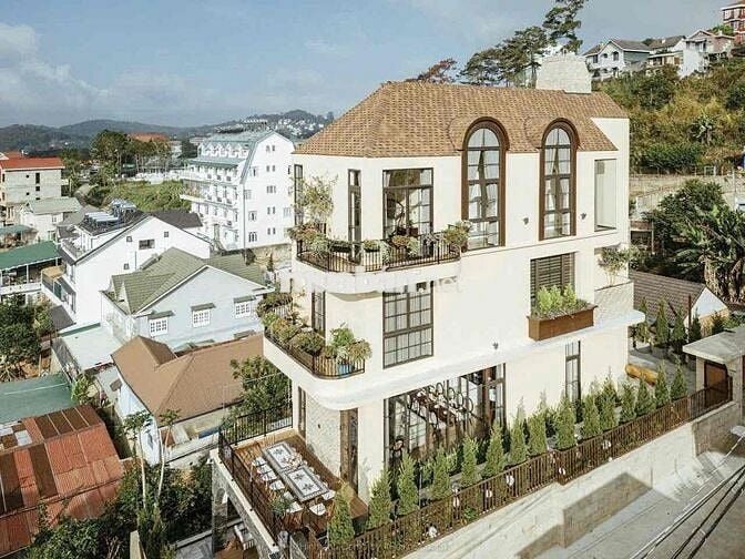 🏡 VILLA KINH DOANH VIEW SIÊU ĐẸP KHE SANH ĐL - THU NHẬP 100Tr/THÁNG