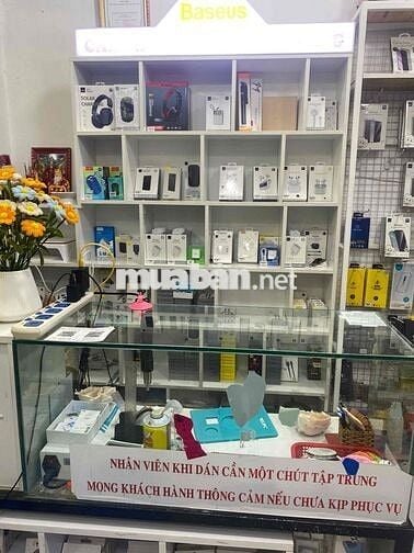 Sang mặt bằng ưu tiên sửa chữa điện thoại