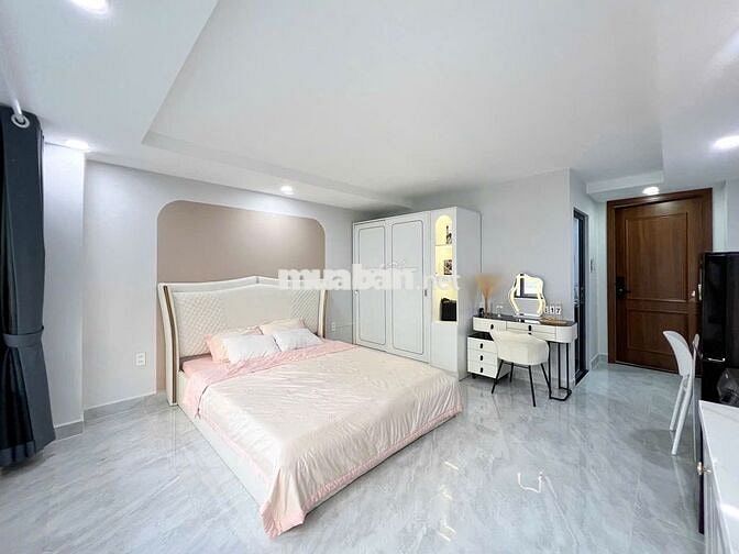 Căn hộ Cao Cấp, Full NT, máy giặt riêng, ngay Phú Mỹ Hưng Quận 7