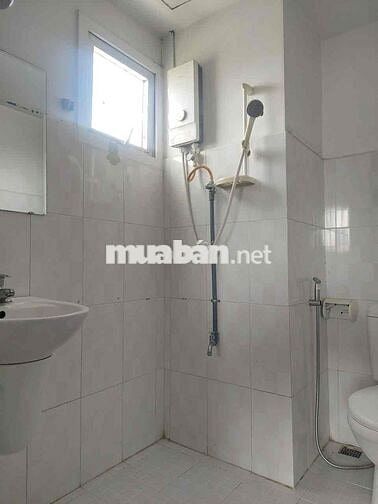 Bán gấp căn hộ 3pn-61m3 chung cư Bắc Hà Hoàng Hổ