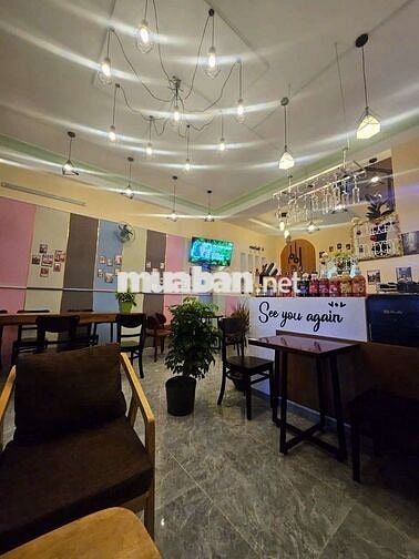 sang quán cafe 6*16 trệt 2 lầu 3pn mặt tiền đường lớn
